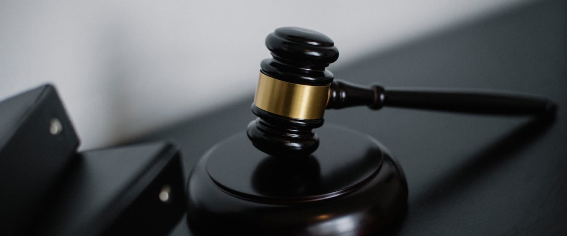 Perks Of Hiring A Divorce Mediation Service Provider With Expertise In Domestic Violence Law In Fullerton, California